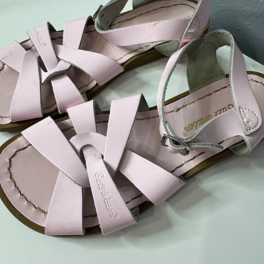 SALT WATER patent light pink sandals size youth 4 - Picture 2 of 7
